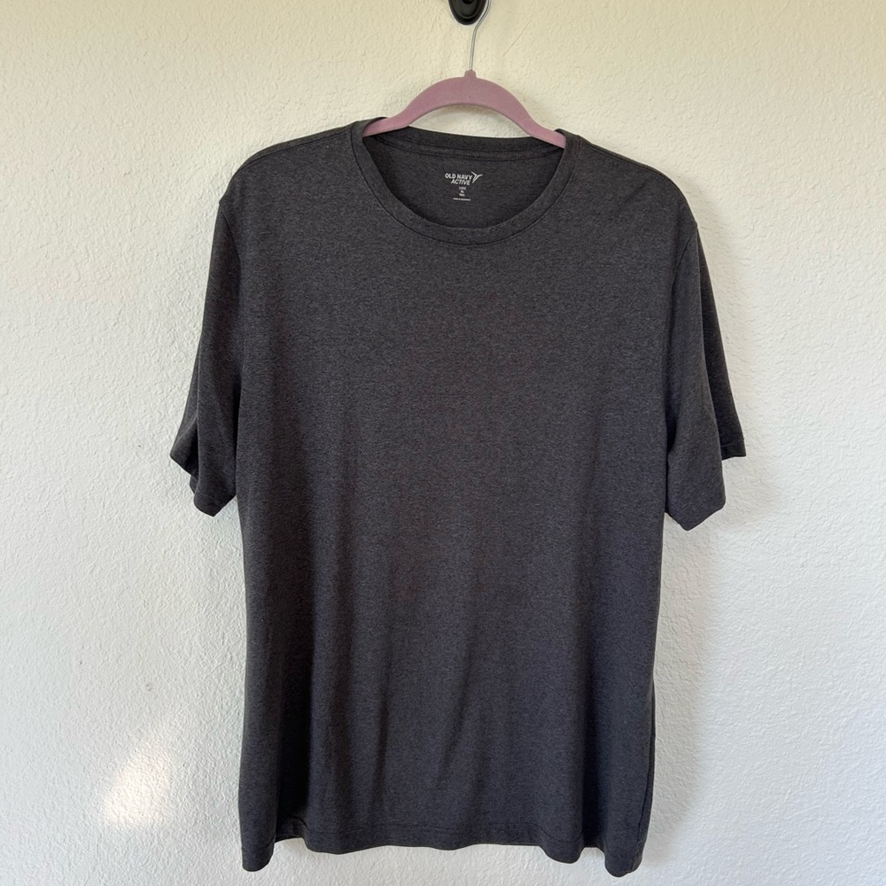 Old Navy Active Dark Gray Short Sleeve Tee